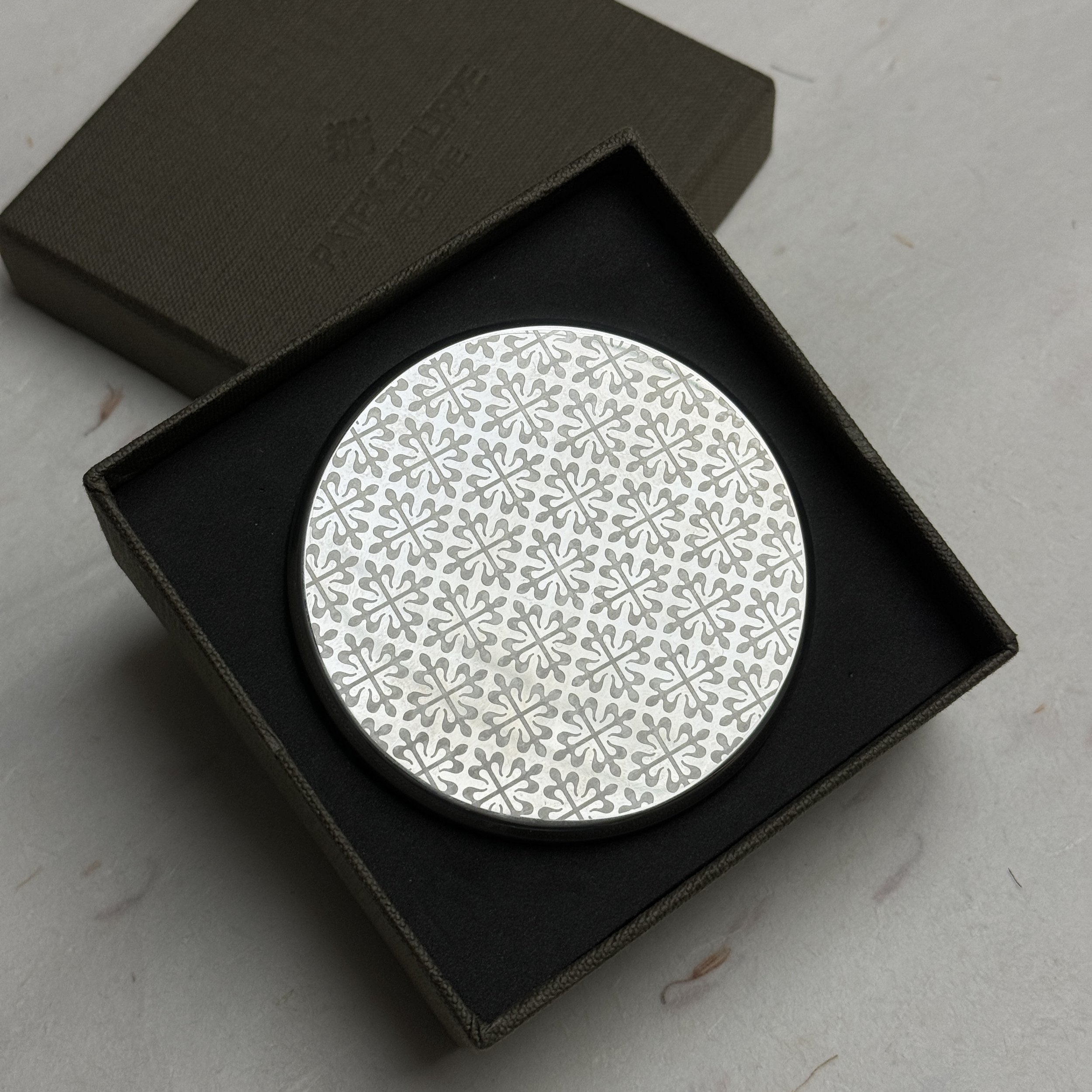 PATEK PHILIPPE 絵皿プレート Philippe Patek Porcelain Dish Display